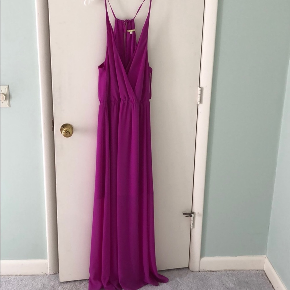 Gianni Bini super cute low cut dress